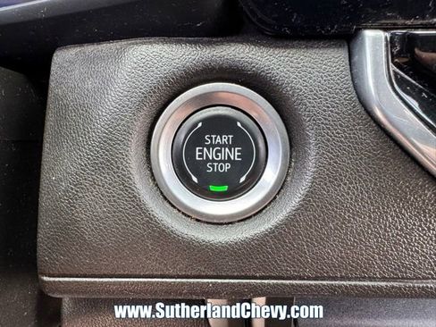 Used 2024 Chevrolet Colorado W/T image 31