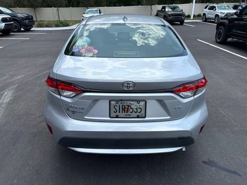 Used 2022 Toyota Corolla LE FWD image 8