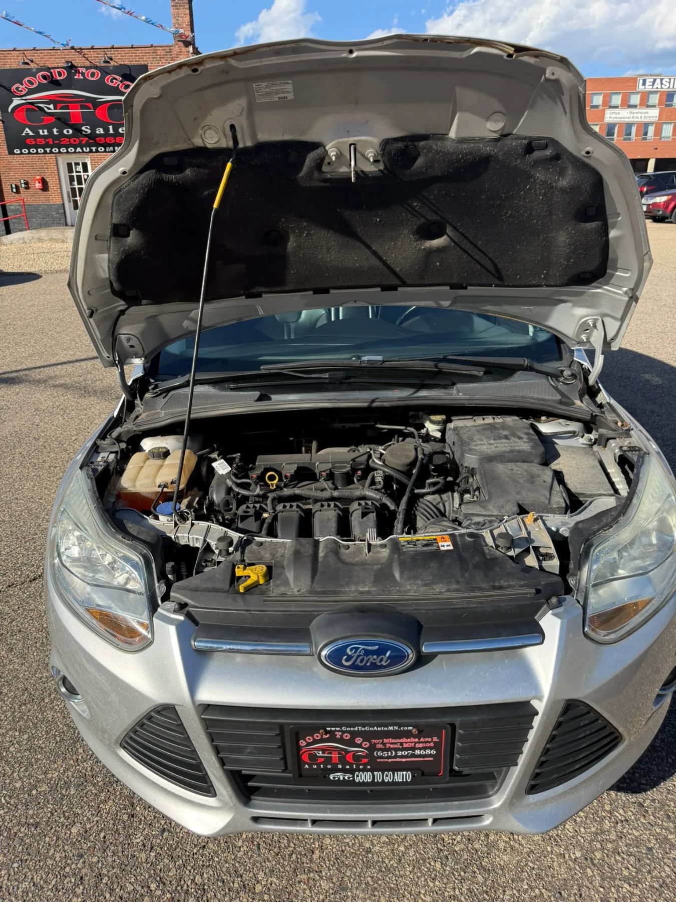 Used 2014 Ford Focus SE w/ Equipment Group 201A FWD image 3