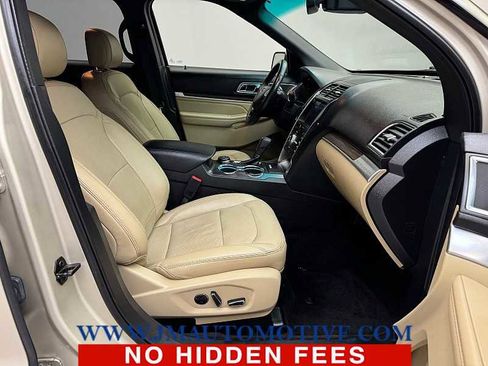 Used 2017 Ford Explorer Limited w/ Equipment Group 301A AWD/4WD image 22
