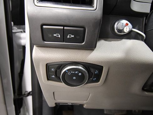 Used 2022 Ford F250 XLT w/ XLT Value Package image 17