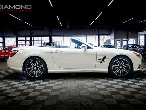 Used 2015 Mercedes-Benz SL 550 image 30