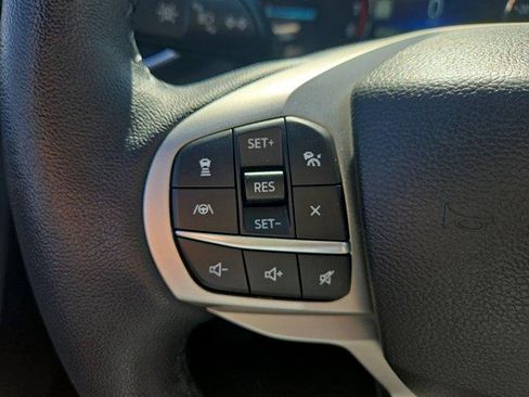 Certified 2023 Ford Explorer XLT w/ Equipment Group 202A AWD/4WD image 14