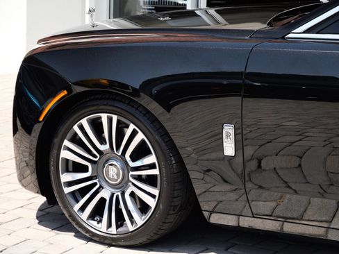 Certified 2021 Rolls-Royce Ghost AWD/4WD image 23