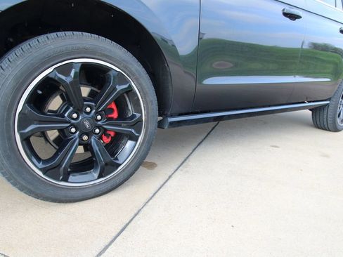 Used 2023 Ford Expedition Max Limited image 11