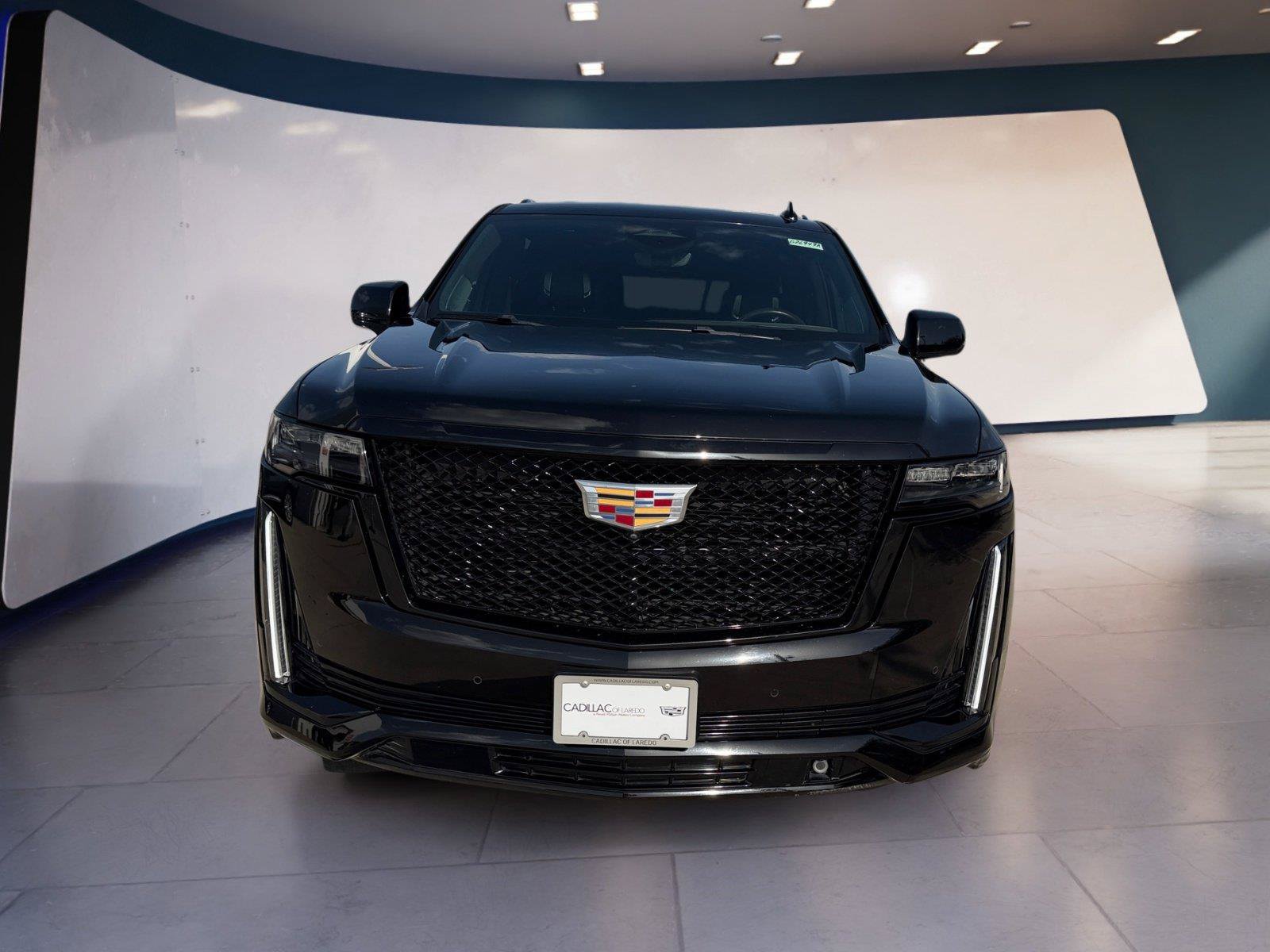 Certified 2023 Cadillac Escalade ESV Sport Platinum w/ LPO, Floor Liner Package AWD/4WD image 8