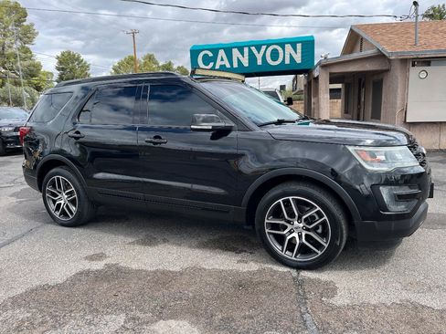 Used 2016 Ford Explorer Sport w/ Equipment Group 401A AWD/4WD image 2