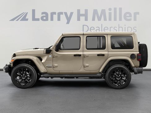 Used 2022 Jeep Wrangler Unlimited Rubicon 4xe image 6