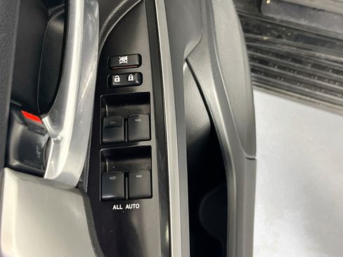 Used 2018 Toyota Land Cruiser w/ Carpet Mat Package AWD/4WD image 18