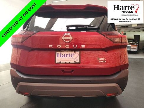 Used 2023 Nissan Rogue S image 6