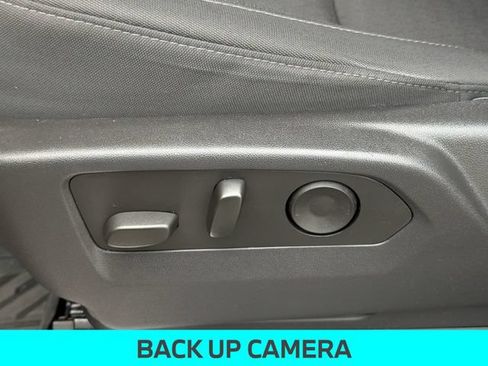 Used 2025 Chevrolet Silverado 1500 LT Trail Boss w/ LPO, Dark Essentials Package AWD/4WD image 17