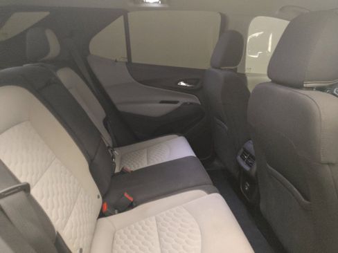 Used 2021 Chevrolet Equinox LT FWD image 19