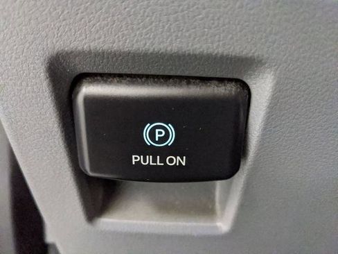 Certified 2022 Ford F150 XL RWD image 15