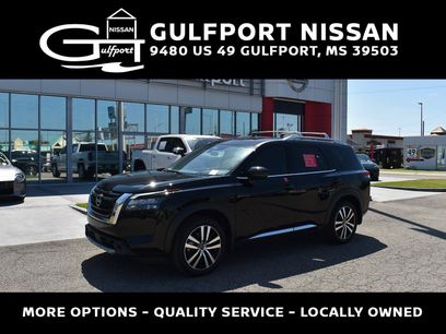 Certified 2025 Nissan Pathfinder Platinum