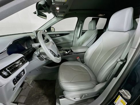 Used 2023 Lincoln Nautilus Reserve AWD/4WD image 29