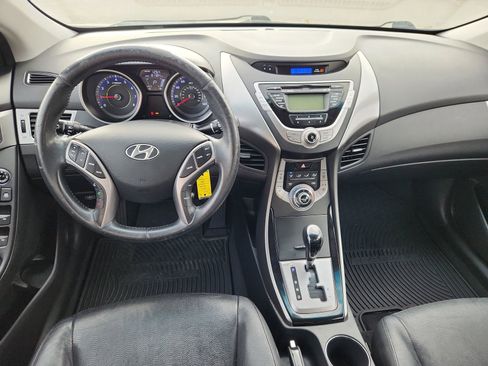 Used 2013 Hyundai Elantra Limited image 9