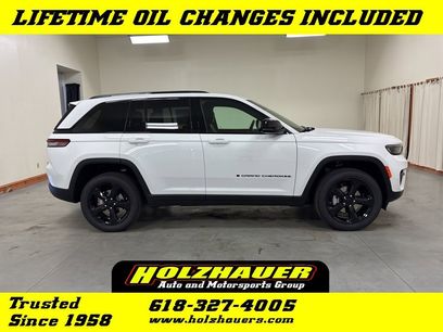 New 2025 Jeep Grand Cherokee Altitude
