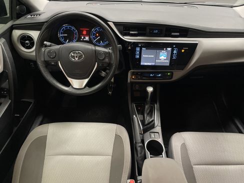 Used 2017 Toyota Corolla LE image 30