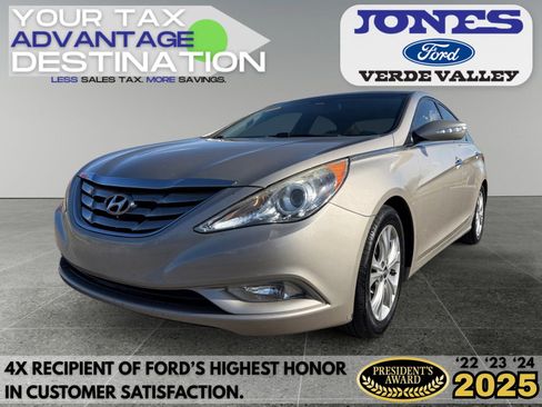 Used 2012 Hyundai Sonata Limited w/ Navigation Pkg FWD image 1