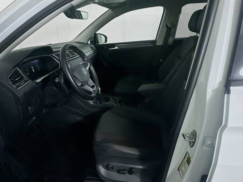 Used 2024 Volkswagen Tiguan Wolfsburg Edition image 13