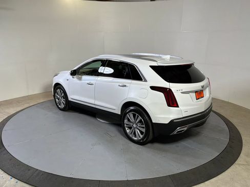 Used 2022 Cadillac XT5 Premium Luxury w/ Platinum Package AWD/4WD image 3