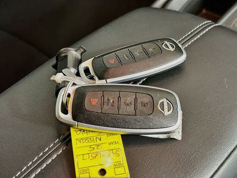 Used 2025 Nissan Sentra S FWD image 21