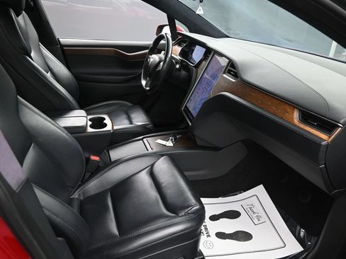 Used 2021 Tesla Model X Long Range AWD/4WD image 33