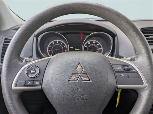 Used 2023 Mitsubishi Outlander Sport ES image 27