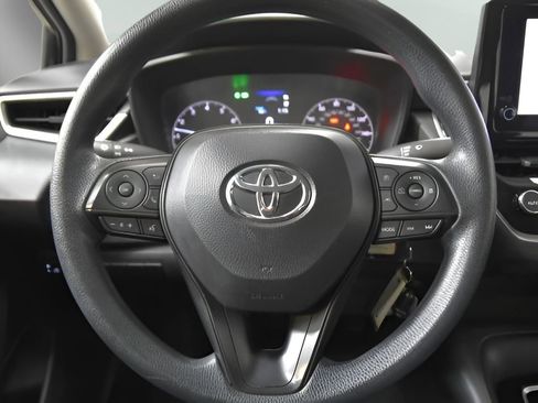 Used 2024 Toyota Corolla LE image 19