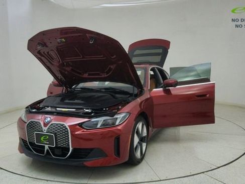 Used 2025 BMW i4 xDrive40i w/ M Sport Package AWD/4WD image 76