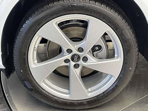 New 2025 Audi Q5 Premium Plus image 11