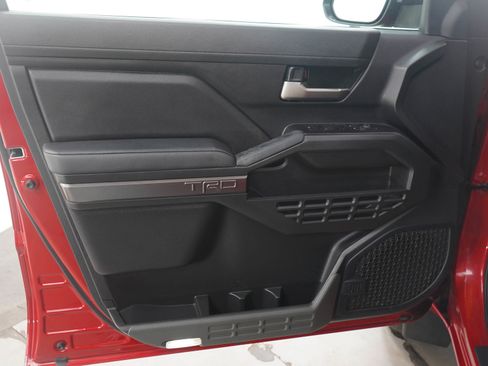 Used 2024 Toyota Tacoma TRD Sport AWD/4WD image 23