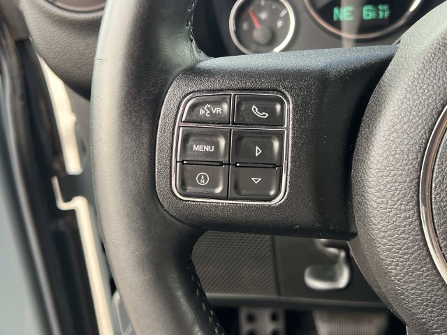 Used 2015 Jeep Wrangler Sport AWD/4WD image 22