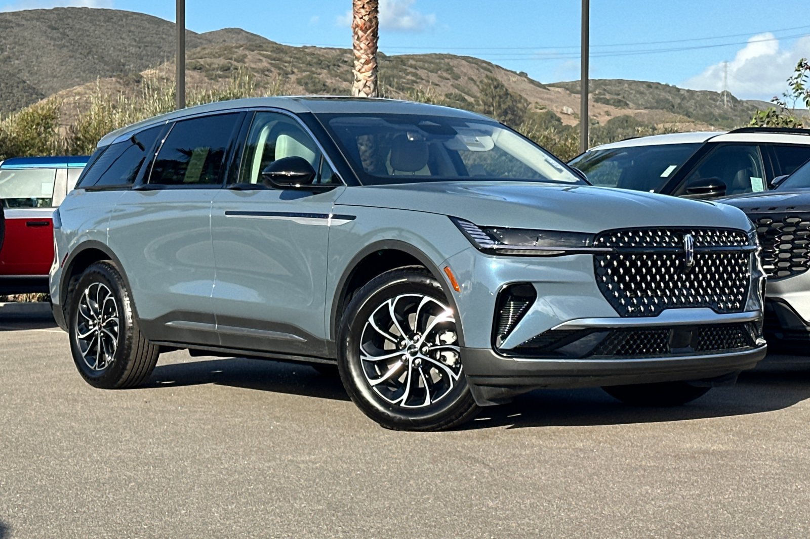 New 2026 Lincoln Nautilus Premier w/ Equipment Group 102A AWD/4WD image 1