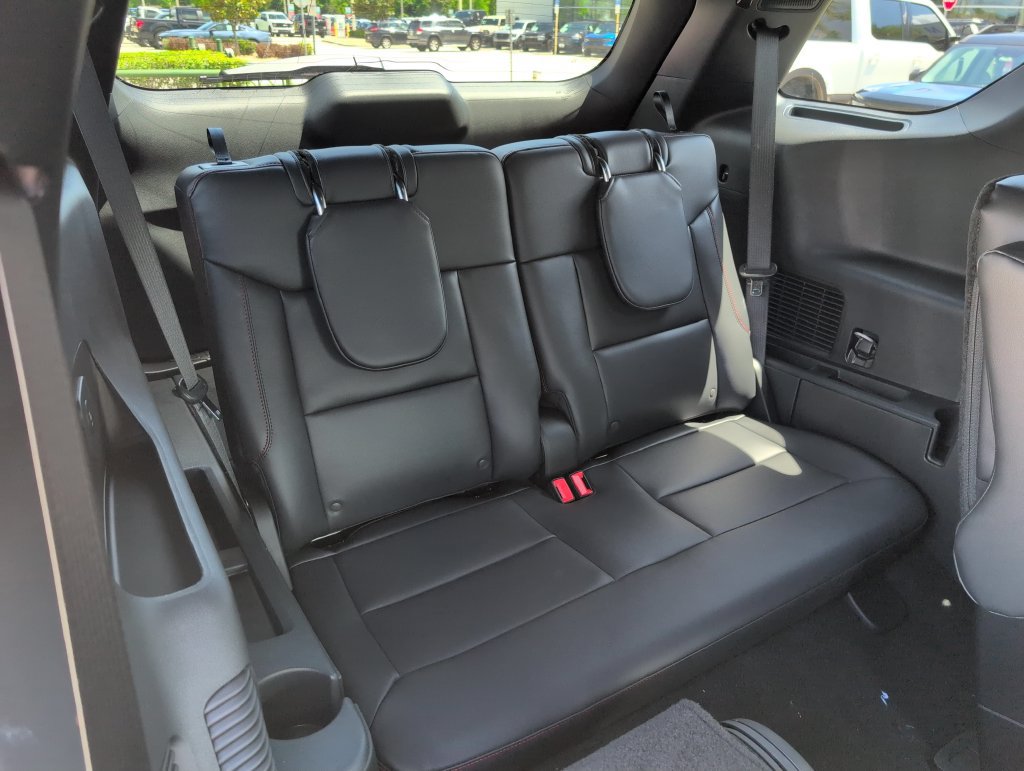 New 2026 Ford Explorer ST-Line w/ ST-Line Street Pack RWD image 17