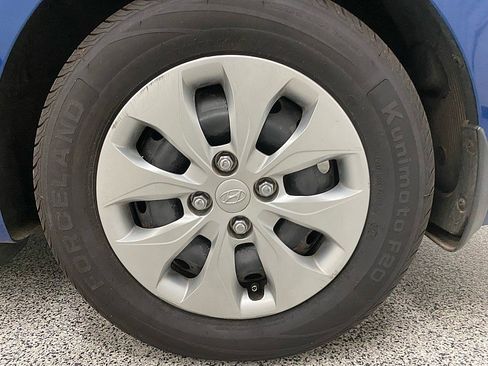 Used 2016 Hyundai Accent SE w/ Option Group 02 image 19