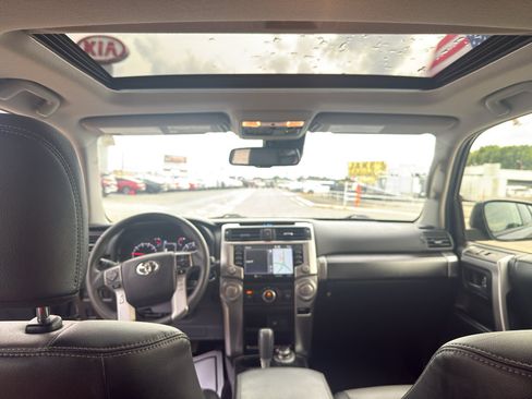 Used 2021 Toyota 4Runner SR5 Premium w/ Moonroof Package AWD/4WD image 25