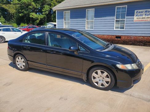 Used 2011 Honda Civic LX image 3