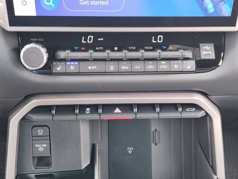 New 2026 Toyota Tundra Limited w/ Power Package RWD image 14