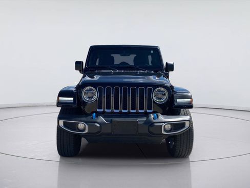 Used 2022 Jeep Wrangler Unlimited Sahara w/ Cold Weather Group AWD/4WD image 8
