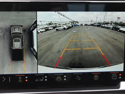 Used 2024 Chevrolet Silverado 1500 High Country AWD/4WD image 28