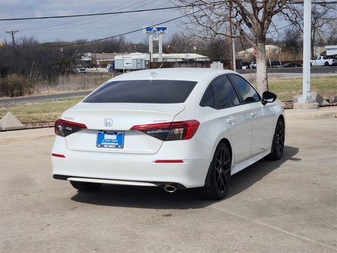 Certified 2024 Honda Civic Sport image 5