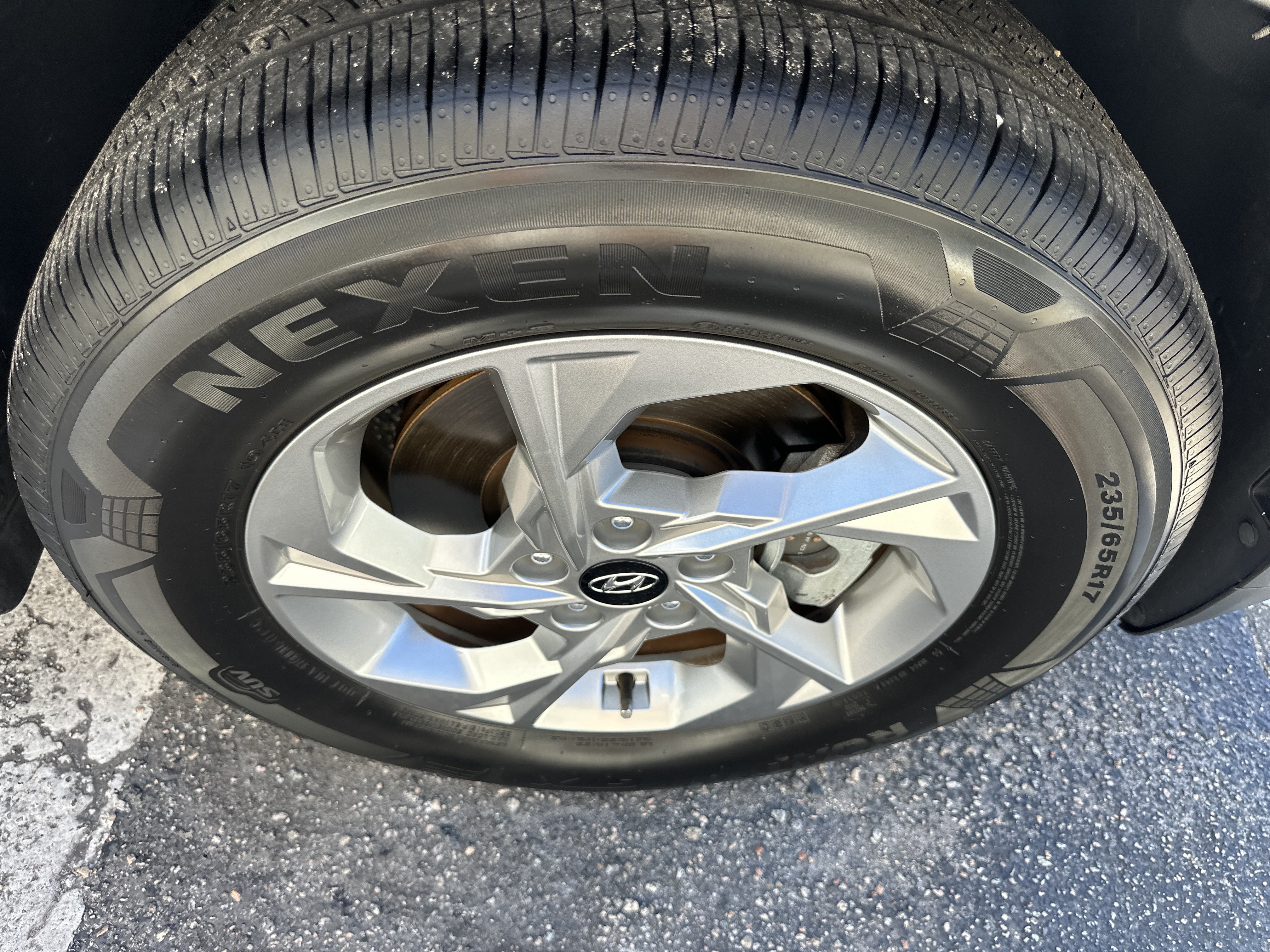 Used 2023 Hyundai Tucson SEL FWD image 3