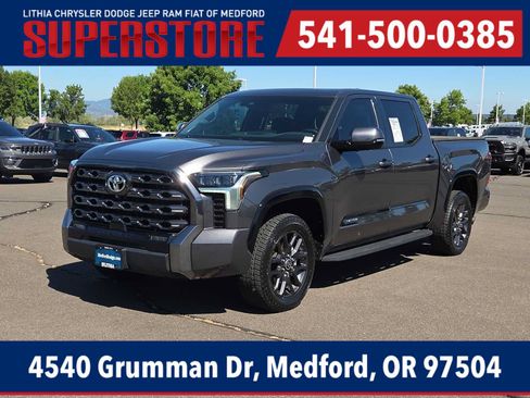 Used 2023 Toyota Tundra Platinum AWD/4WD image 1