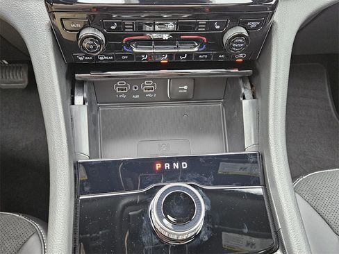 New 2025 Jeep Grand Cherokee Altitude image 20