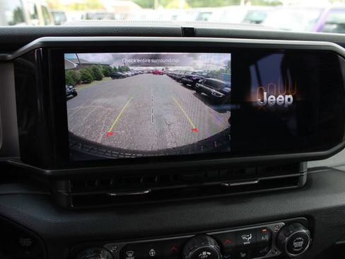 Used 2025 Jeep Wrangler Unlimited Sport S 4xe AWD/4WD image 24