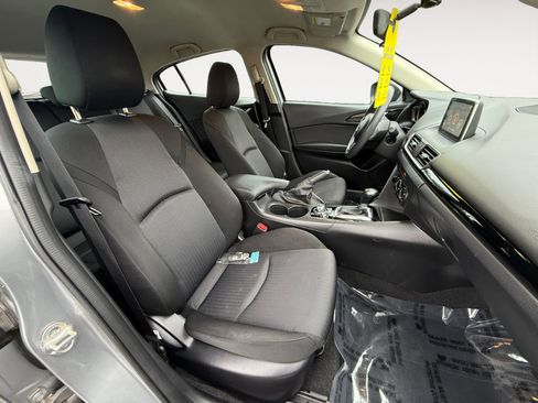 Used 2015 MAZDA MAZDA3 i Sport image 19