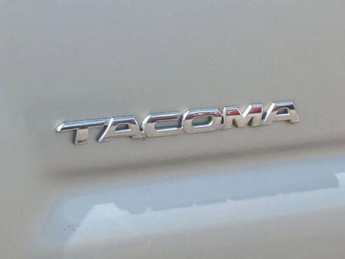 Used 2006 Toyota Tacoma 2WD Regular Cab image 13