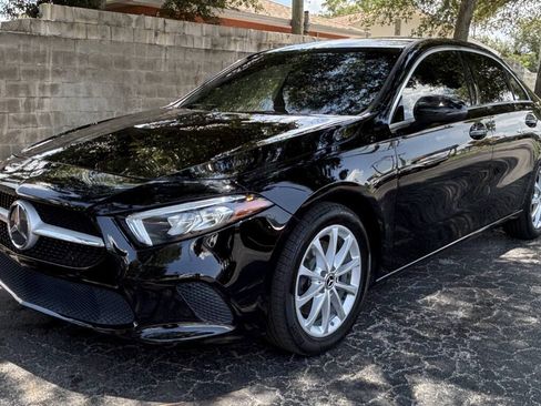 Used 2020 Mercedes-Benz A 220 4MATIC image 3