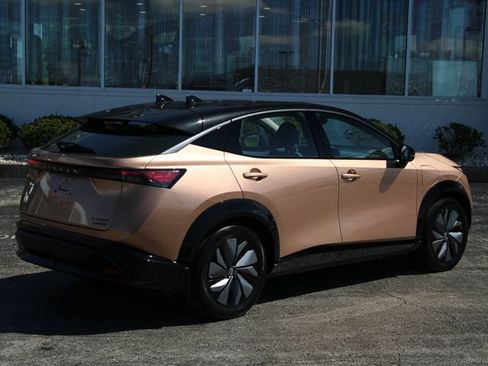 Certified 2024 Nissan Ariya AWD image 9